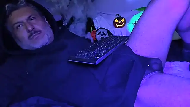 BushBator online show from October 25, 2025, 7:51 am