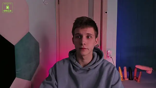 Snapshot of MarkGWalker chatting on February 12, 2025, 4:33 am MarkGWalker online show from February 12, 2025, 4:33 am