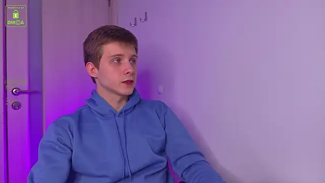 Snapshot of MarkGWalker chatting on March 14, 2025, 4:21 am MarkGWalker online show from March 14, 2025, 4:21 am