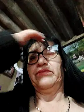 clarita 01 online show from November 18, 2025, 10:40 am