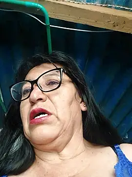 clarita 01 online show from April 13, 2026, 2:21 pm