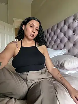 Indianbutter11 online show from February 27, 2025, 12:56 pm