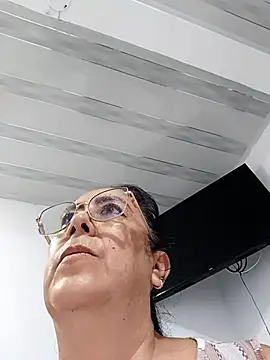 Snapshot of amaranta_c chatting on October 27, 2025, 11:55 am amaranta c online show from October 27, 2025, 11:55 am