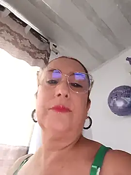 Snapshot of amaranta_c chatting on October 7, 2025, 2:07 pm amaranta c online show from October 7, 2025, 2:07 pm