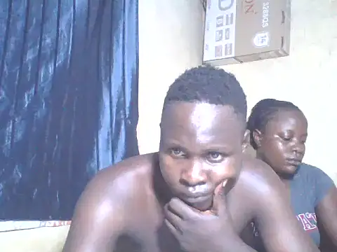 Dark Queenchocolate online show from April 9, 2026, 9:32 pm