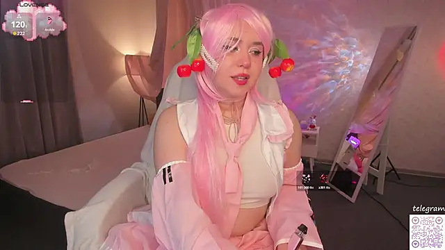 lilly Cherry  online show from November 16, 2025, 11:48 am