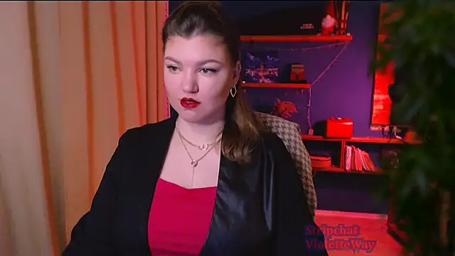 Snapshot of VioletteWay chatting on February 19, 2025, 4:00 pm VioletteWay online show from February 19, 2025, 4:00 pm