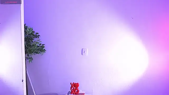 catalina  lovers online show from March 17, 2026, 8:56 pm