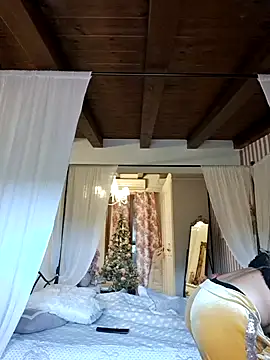 Snapshot of vampvanna23 chatting on December 2, 2024, 9:41 am vampvanna23 online show from December 2, 2024, 9:41 am