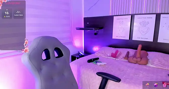 Violet spencer online show from November 19, 2025, 9:48 pm