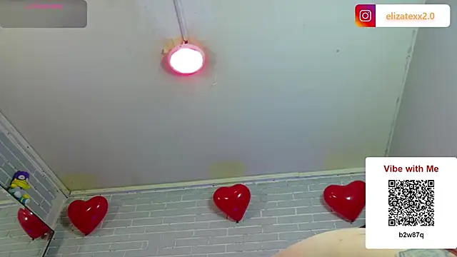 elizatexx online show from March 19, 2026, 7:03 pm