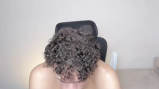 Snapshot of laurent_nova chatting on October 20, 2025, 4:07 pm laurent nova online show from October 20, 2025, 4:07 pm