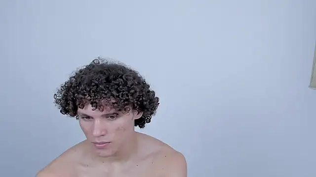 Snapshot of laurent_nova chatting on March 16, 2025, 10:20 pm laurent nova online show from March 16, 2025, 10:20 pm