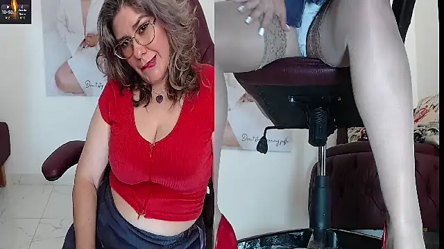 Snapshot of zehra_sanem chatting on September 11, 2025, 10:54 pm zehra sanem online show from September 11, 2025, 10:54 pm