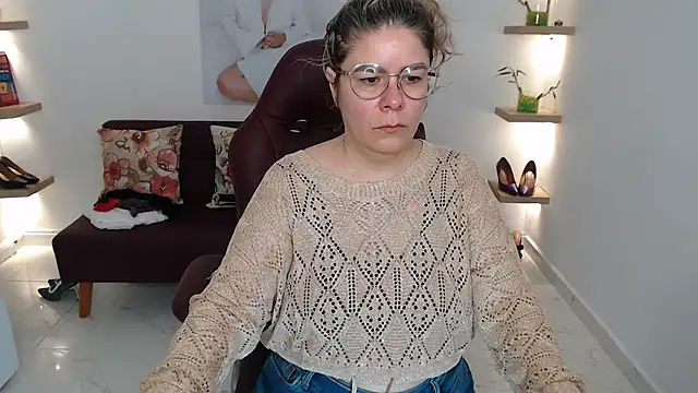 zehra sanem online show from February 8, 2026, 4:15 pm