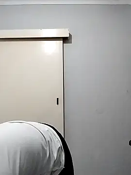 Snapshot of SlutyQueen32 chatting on October 10, 2025, 4:41 pm SlutyQueen32 online show from October 10, 2025, 4:41 pm