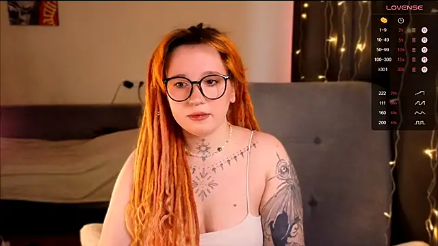 The Full Red Moon online show from November 28, 2025, 9:31 am