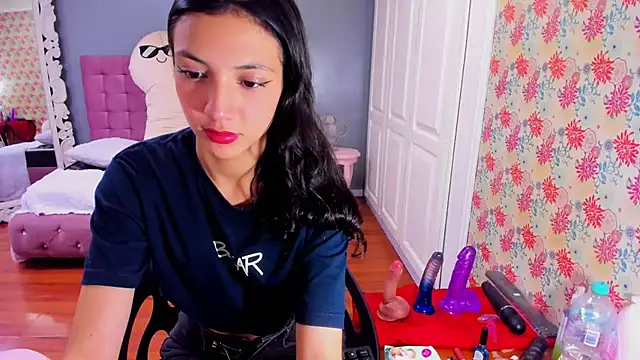 Snapshot of Iris_Stone_ chatting on March 3, 2025, 2:17 pm Iris Stone online show from March 3, 2025, 2:17 pm