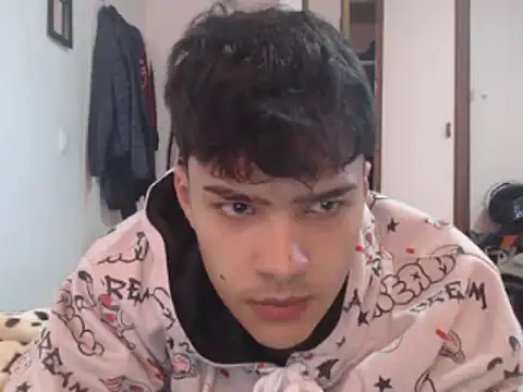 Snapshot of masterdaniel88 chatting on February 12, 2025, 3:49 pm masterdaniel88 online show from February 12, 2025, 3:49 pm