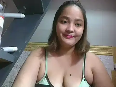 Snapshot of hairywetjhing chatting on July 8, 2026, 3:24 pm hairywetjhing online show from July 8, 2026, 3:24 pm