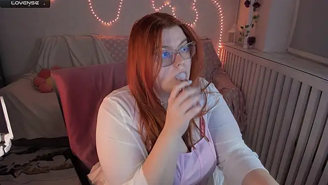 Melissa Purr online show from November 6, 2025, 7:29 pm