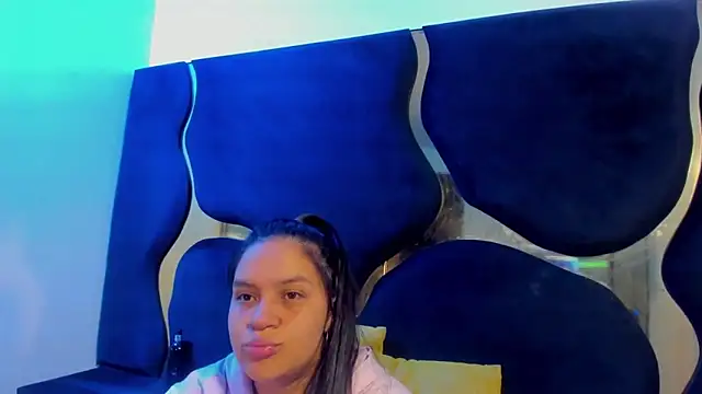 Ivanna18 x online show from October 30, 2025, 3:38 am