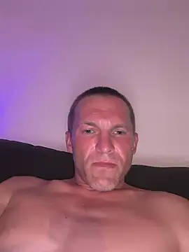 AttractiveSilk5 online show from June 29, 2026, 10:31 pm