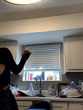 Snapshot of SafeinouterSpace chatting on February 20, 2026, 6:43 pm SafeinouterSpace online show from February 20, 2026, 6:43 pm