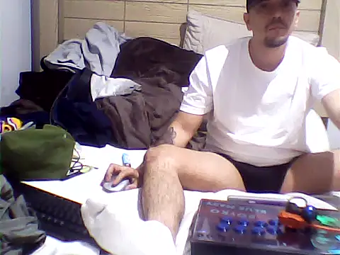 Terry Bogardd online show from December 19, 2025, 5:43 am