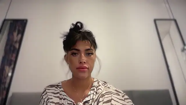 Marakuia054 online show from November 3, 2025, 7:06 pm