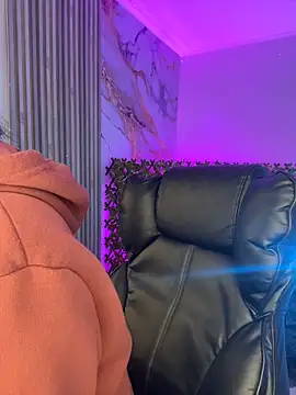 Ady 18 online show from March 21, 2026, 6:45 pm