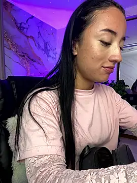 Ady 18 online show from January 8, 2026, 7:20 pm