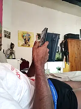 KeptupInosine online show from October 6, 2025, 12:06 pm