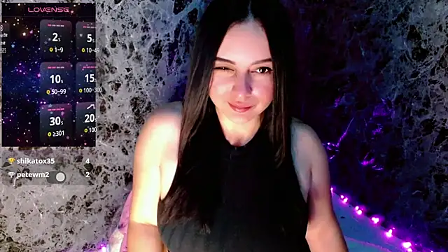 Lanna belle28 online show from April 7, 2026, 1:46 pm