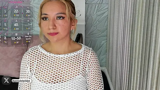 agatadelphine online show from December 18, 2025, 2:10 pm