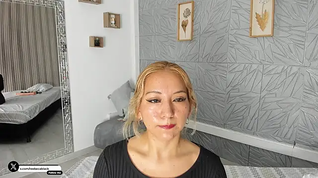 agatadelphine online show from March 21, 2026, 1:15 pm