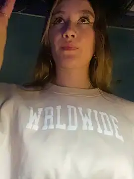 MaryDeniro online show from March 15, 2025, 3:51 am