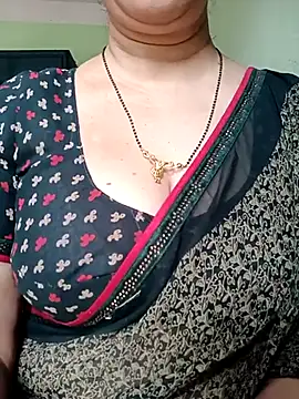 Snapshot of Rosy-B chatting on March 2, 2025, 3:45 am Rosy-B online show from March 2, 2025, 3:45 am