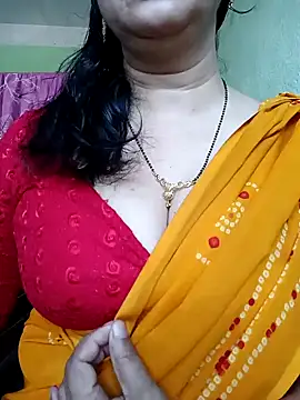 Snapshot of Rosy-B chatting on March 16, 2025, 9:27 am Rosy-B online show from March 16, 2025, 9:27 am