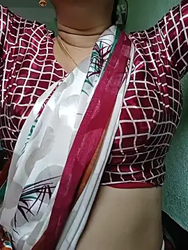 Snapshot of Rosy-B chatting on July 22, 2026, 12:45 am Rosy-B online show from July 22, 2026, 12:45 am