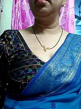 Snapshot of Rosy-B chatting on February 20, 2025, 12:30 am Rosy-B online show from February 20, 2025, 12:30 am