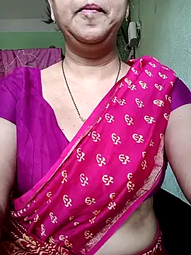 Snapshot of Rosy-B chatting on September 11, 2025, 12:54 am Rosy-B online show from September 11, 2025, 12:54 am