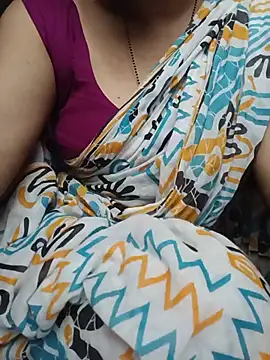 Snapshot of Rosy-B chatting on June 5, 2026, 12:26 am Rosy-B online show from June 5, 2026, 12:26 am