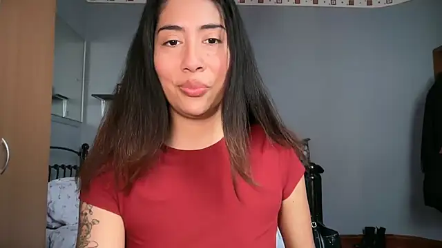 LorenaAnderson online show from April 3, 2026, 11:38 am