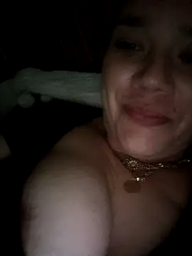 Snapshot of Off_the_Lesh chatting on May 15, 2026, 9:24 pm Off the Lesh online show from May 15, 2026, 9:24 pm
