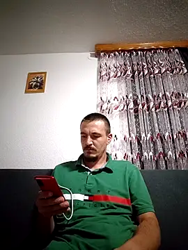 Snapshot of mayk18cm chatting on September 25, 2025, 8:37 pm mayk18cm online show from September 25, 2025, 8:37 pm