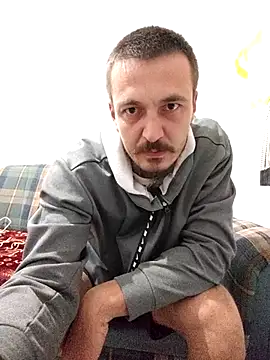 Snapshot of mayk18cm chatting on October 6, 2025, 6:30 pm mayk18cm online show from October 6, 2025, 6:30 pm