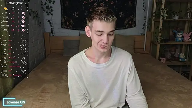 Nick Win online show from October 24, 2025, 5:12 pm