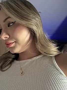 SaraFerreira online show from November 9, 2025, 1:31 am