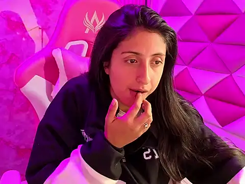 Snapshot of Cameron_cutte chatting on February 22, 2026, 3:42 am Cameron cutte online show from February 22, 2026, 3:42 am